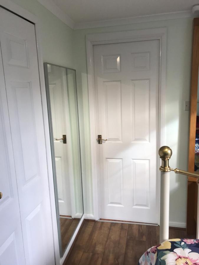 Cosy Cottage Annex In Fairlop Ilford Luaran gambar