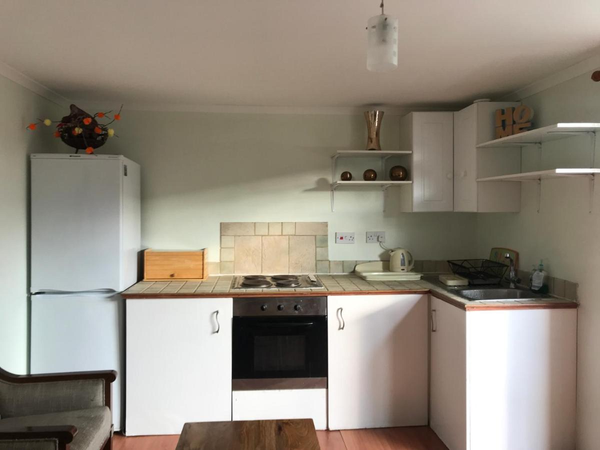 Cosy Cottage Annex In Fairlop Ilford Luaran gambar